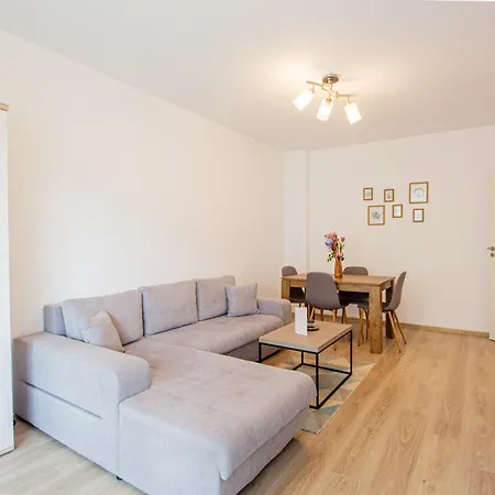 Mohost Five - Stylish Mountain-view *