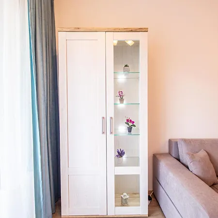 Apartment Mohost Five - Stylish Mountain-view